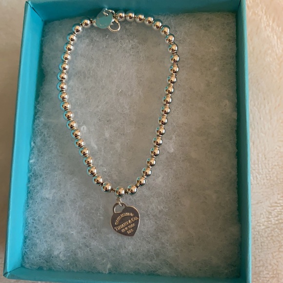 Authentic Tiffany and Co Heart Tag Bracelet - Picture 3 of 4